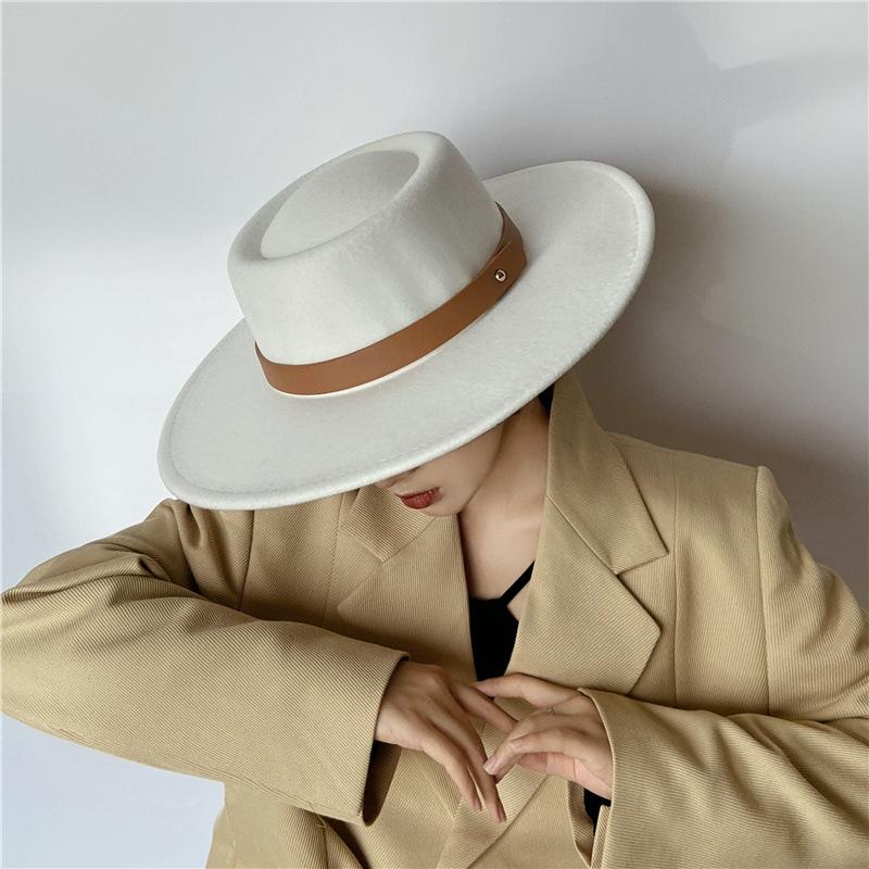 French eaves concave top imitation woolen belt hat autumn and winter fashion street shot versatile top hat British retro jazz hat