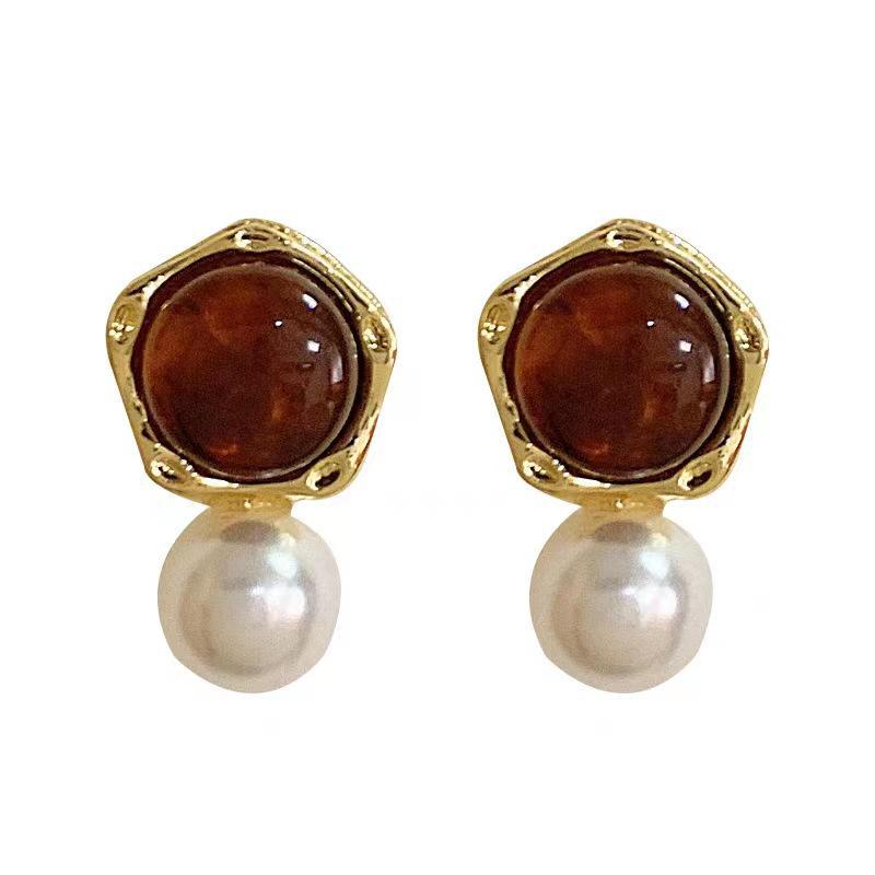 2025 Autumn/Winter Retro Maillard Temperament Earrings - Elegant, Versatile & Exquisite