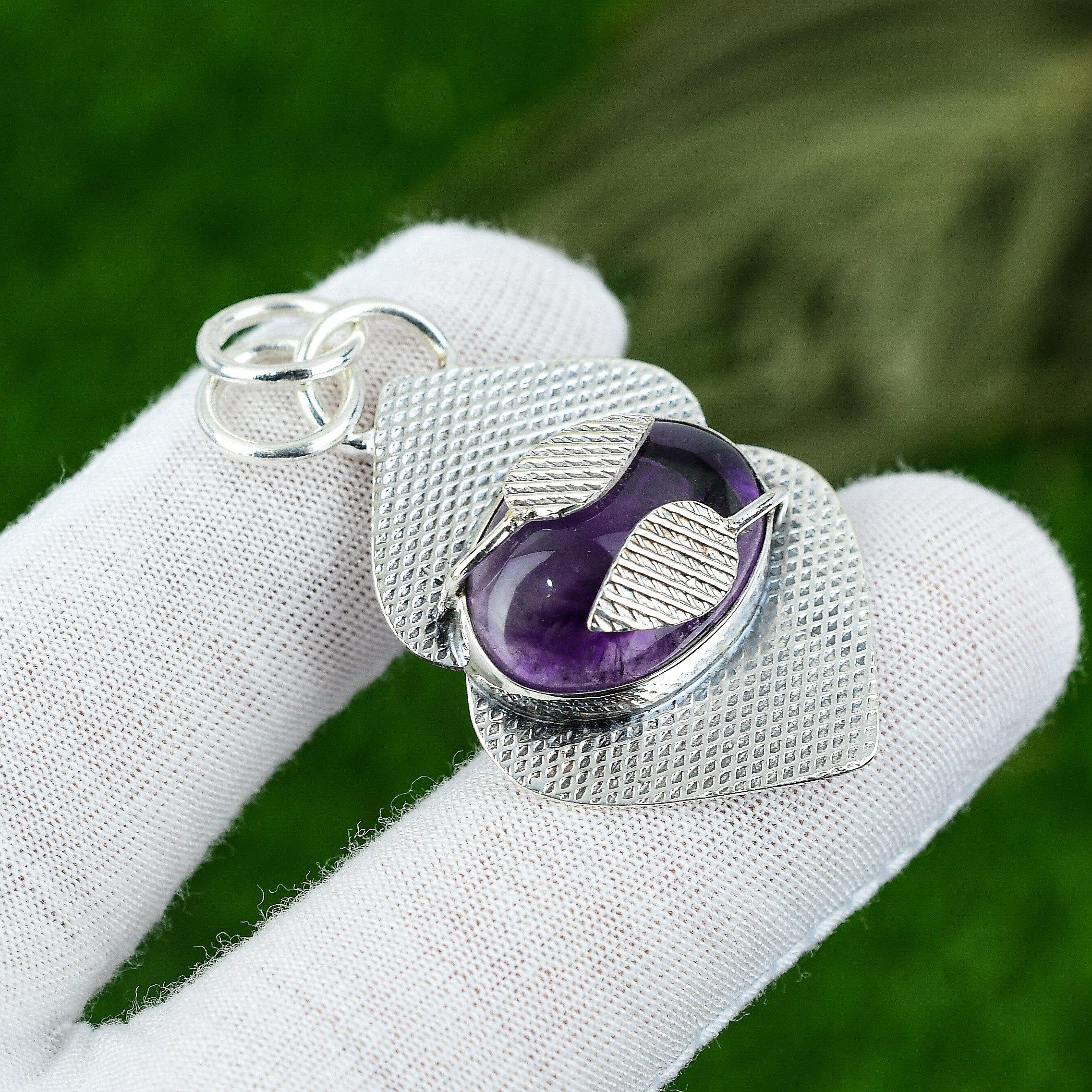 

Womens day Deal Star Amethyst Stone 925 Sterling Silver February Birth Pendant