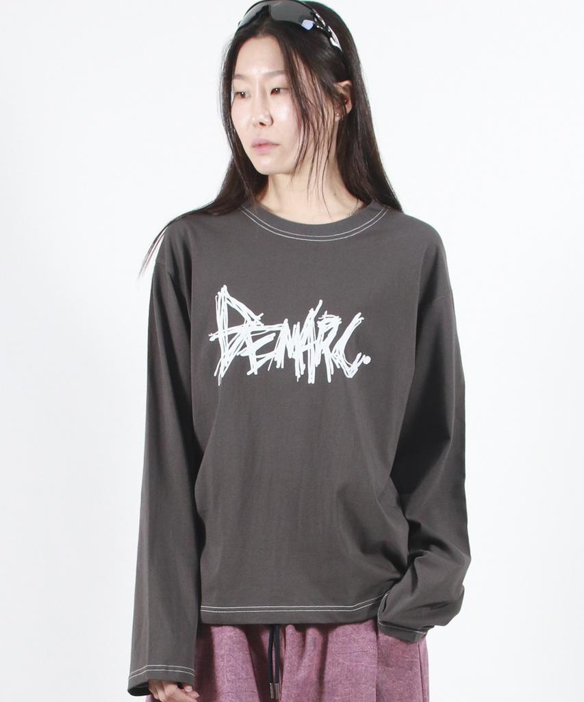 Deumakeu Graffiti Logo Text Boxy Long Sleeve - Charcoal