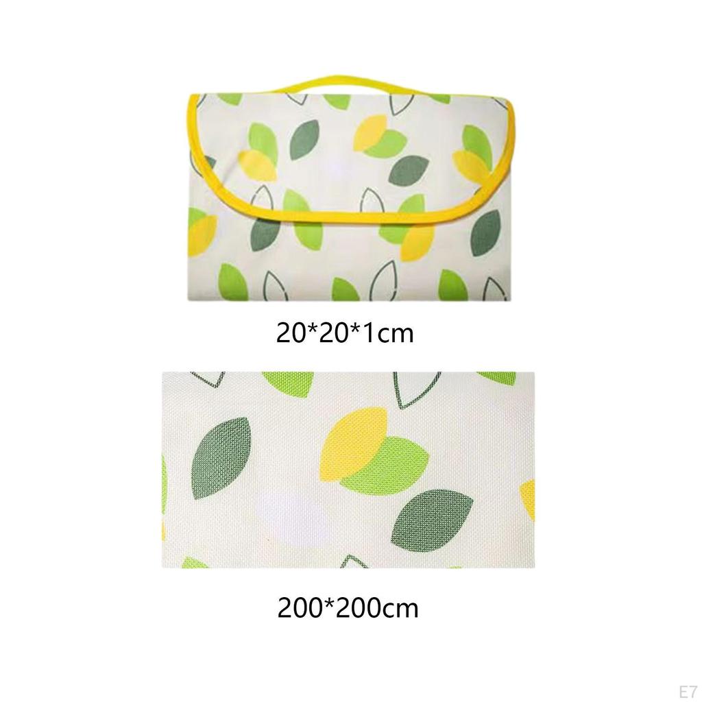 Family Picnic Blanket Waterproof And Portable for Outdoor Adventures