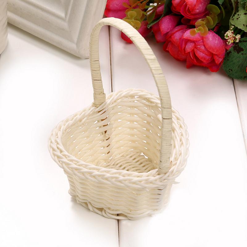 Handheld Woven flower child Basket Heart-Shaped Candy Baskets imitation rattan woven flower basket Easter basket for Weddings