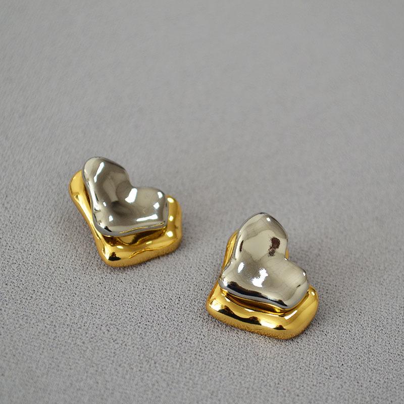 

INS Metal Irregular Heart-Shaped and Teardrop 925 Silver Earrings - French Niche Style for Women