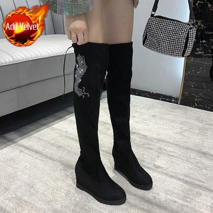 

Женские зимние ботфорты выше колена, стройнящие, со встроенной платформой, из эластичной ткани, больших размеров, пушистые длинные сапоги 40