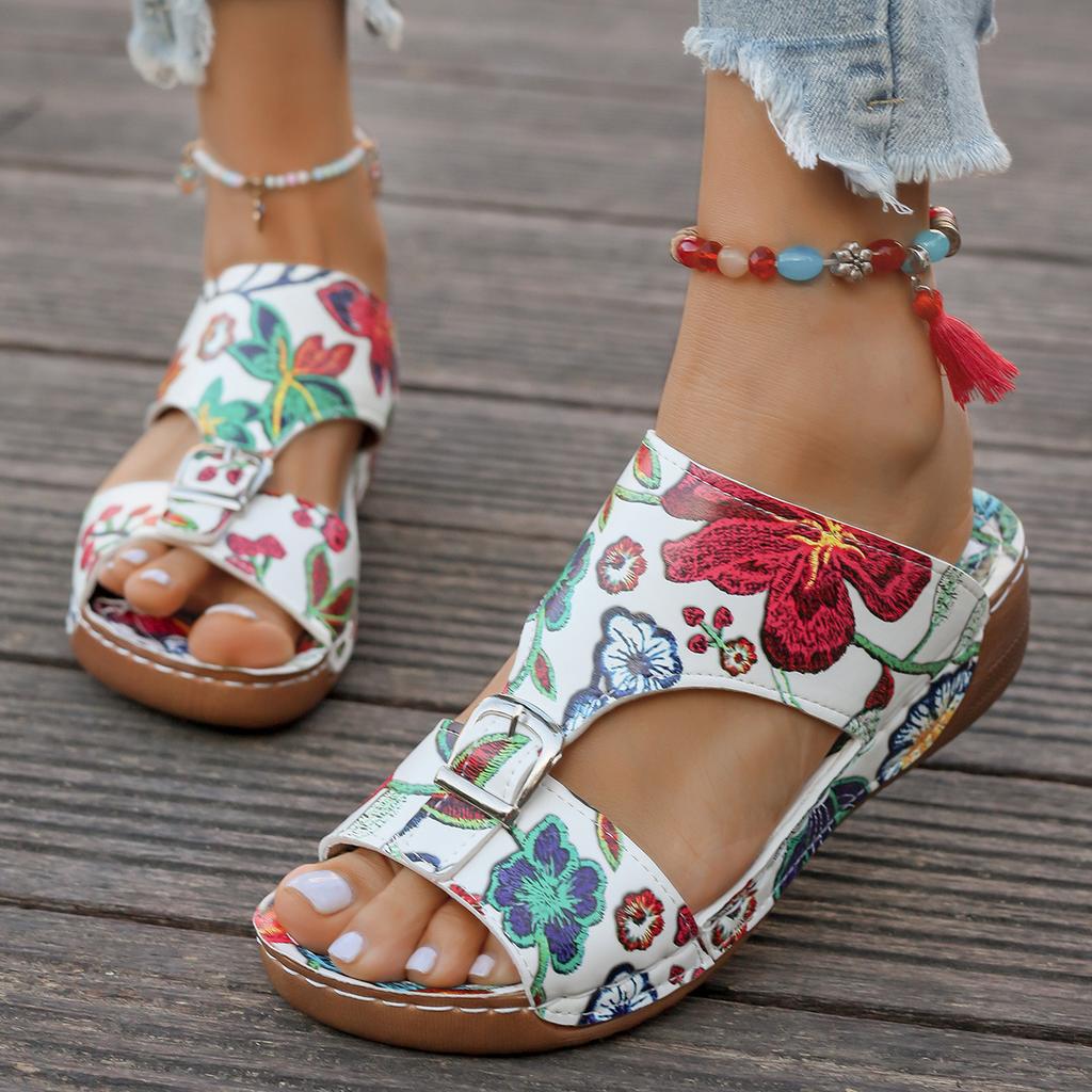 Europe, America 2025 summer foreign trade new slope heel belt buckle solid color round head one word women's large size cool slippers