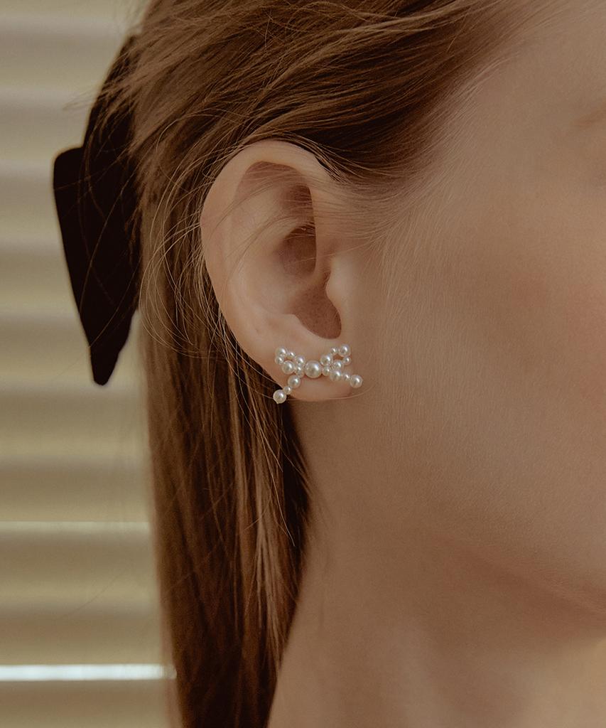 Tatiana (Silver925) Lovely Pearl Ribbon Earring Ec1952