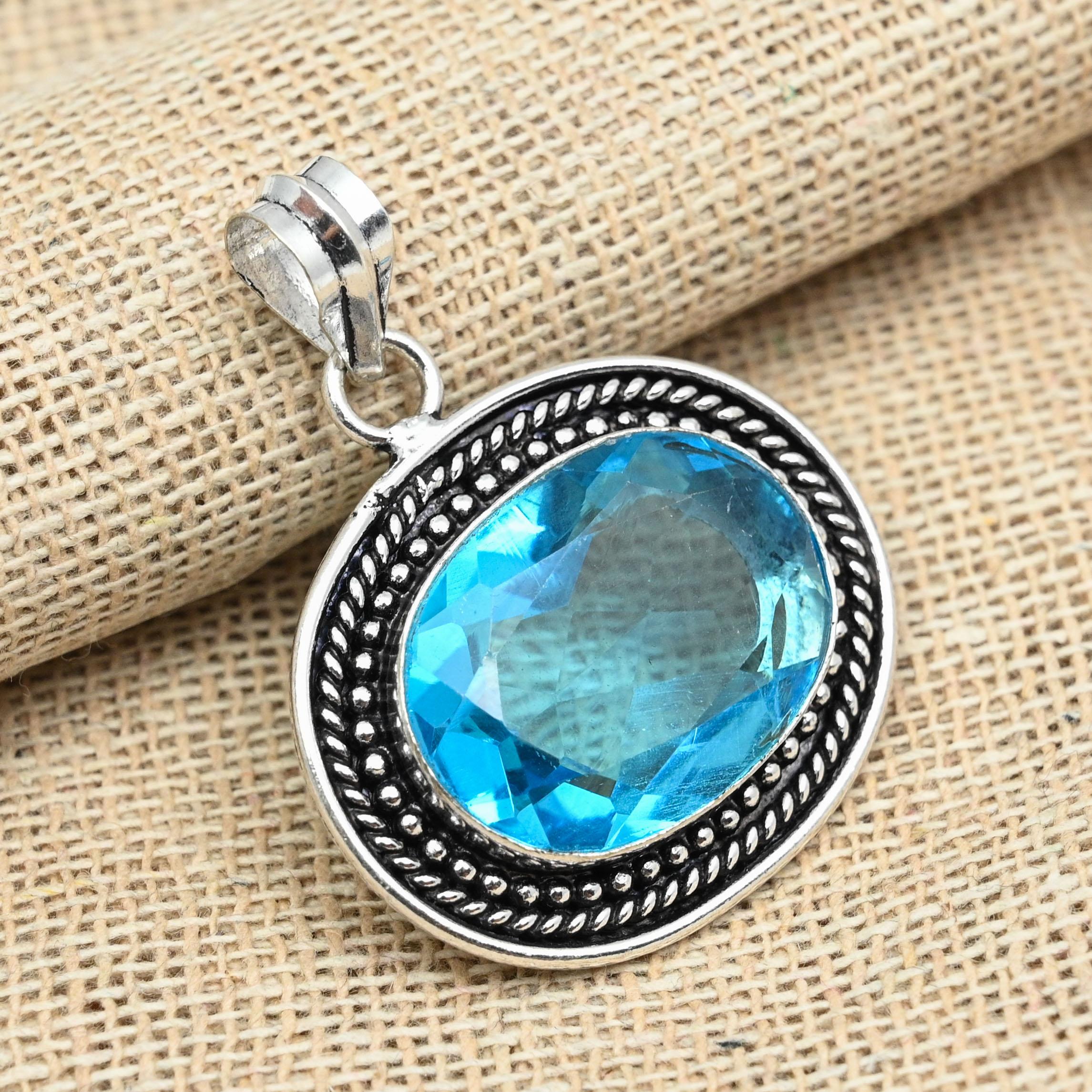 

Голубой топаз Драгоценный камень ручной работы 925 стерлингового серебра Ювелирные изделия Подвеска Валентина 1.77 Inches синий