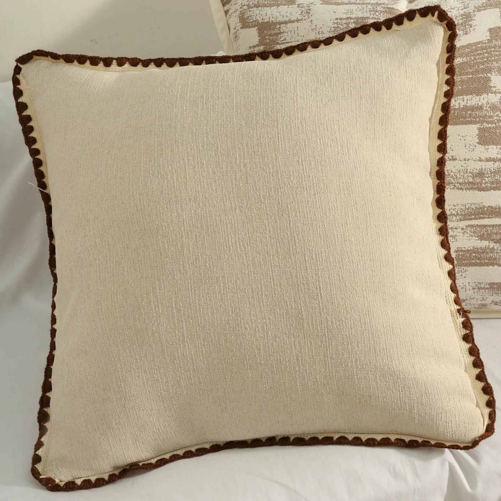 

Cream-style Antibacterial Neck Cushion Cushion for Living Room and Bedroom, Quick-release, Removable and Washable 45X45 Pillowcase only (without pillow core)