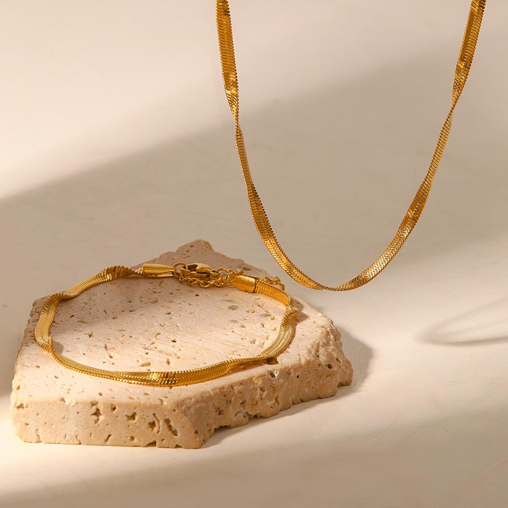 

18K Gold Plated Stainless Steel Fashion Pendant Bracelet