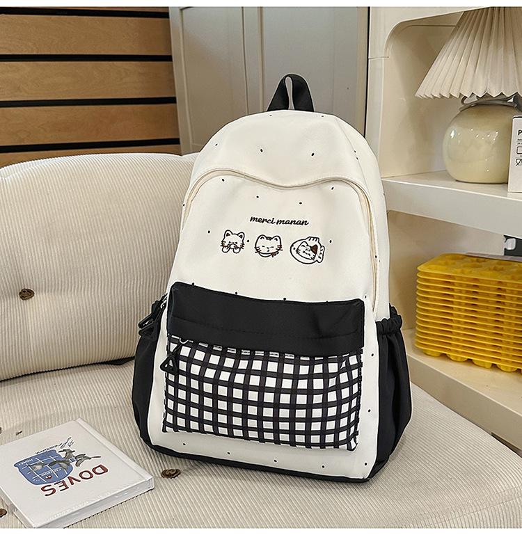 Lightweight Plaid Backpack for Junior High Students - Stylish & Spacious