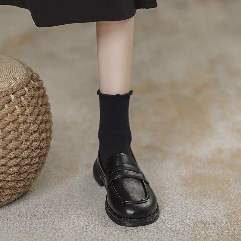 Женские туфли-лодочки лоферы панк обувь с круглым носком для женщин стильные натуральные Mark E 2025 тренд оптовая обувь в наличии повседневные последние 35 3869₽