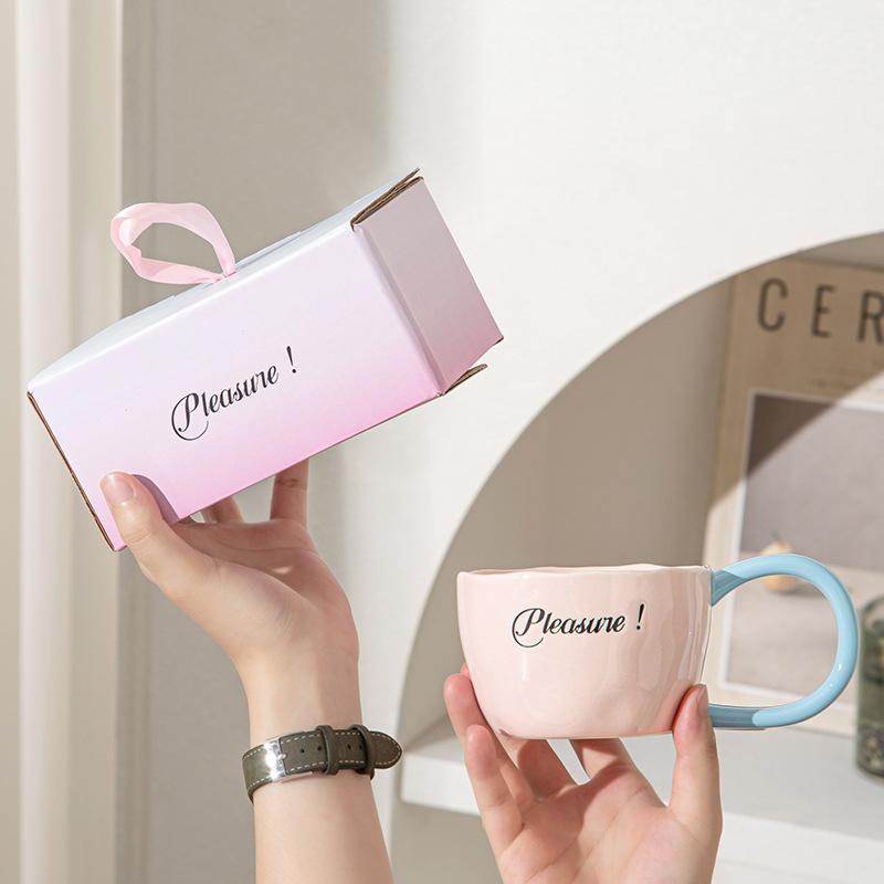 Tazza da Caffè in Ceramica con Senso di Design di Nicchia, Tazza da Bere dall'Aspetto Elevato, Tazza da Latte per la Casa con Manico Grande per Ragazza