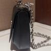 [Pre-Owned] Saffiano Leather Shoulder Bag With Gold Chain - Very Good #1WFKHIF