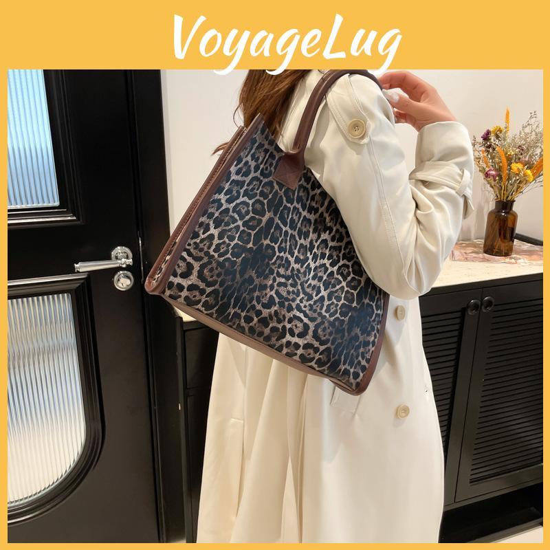 Contemporary Large Tote Bag With Stylish Leopard Pattern And Comfortable Double Straps Shoulder