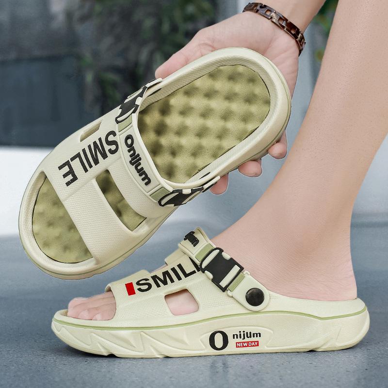 Graduation travel sandals summer new dual-purpose cool slippers couple outdoor leisure seaside beach sandals