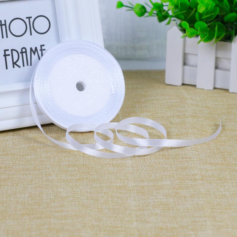 0,6 cm Vit Satinrosband för DIY Tårtdekoration
