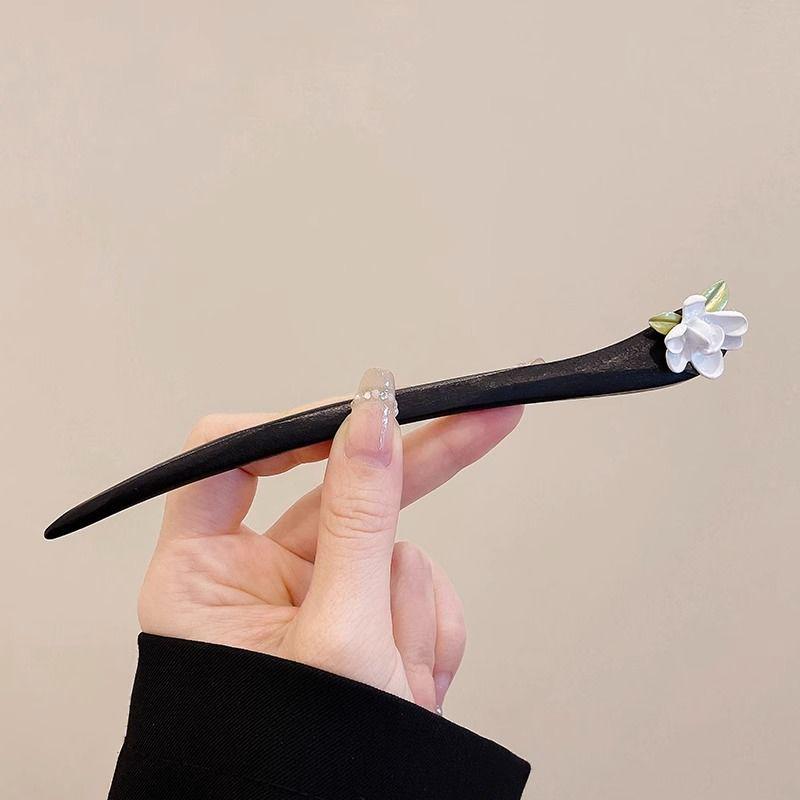 Traditional Sandalwood Hairpin for Chinese Cheongsam & Hanfu Updo