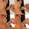 Vintage Design Geometrische Spiral Muschel Ohrringe für Damen Goldfarbe Hohl Rund Piercing Hängeohrringe Damenschmuck Geschenke