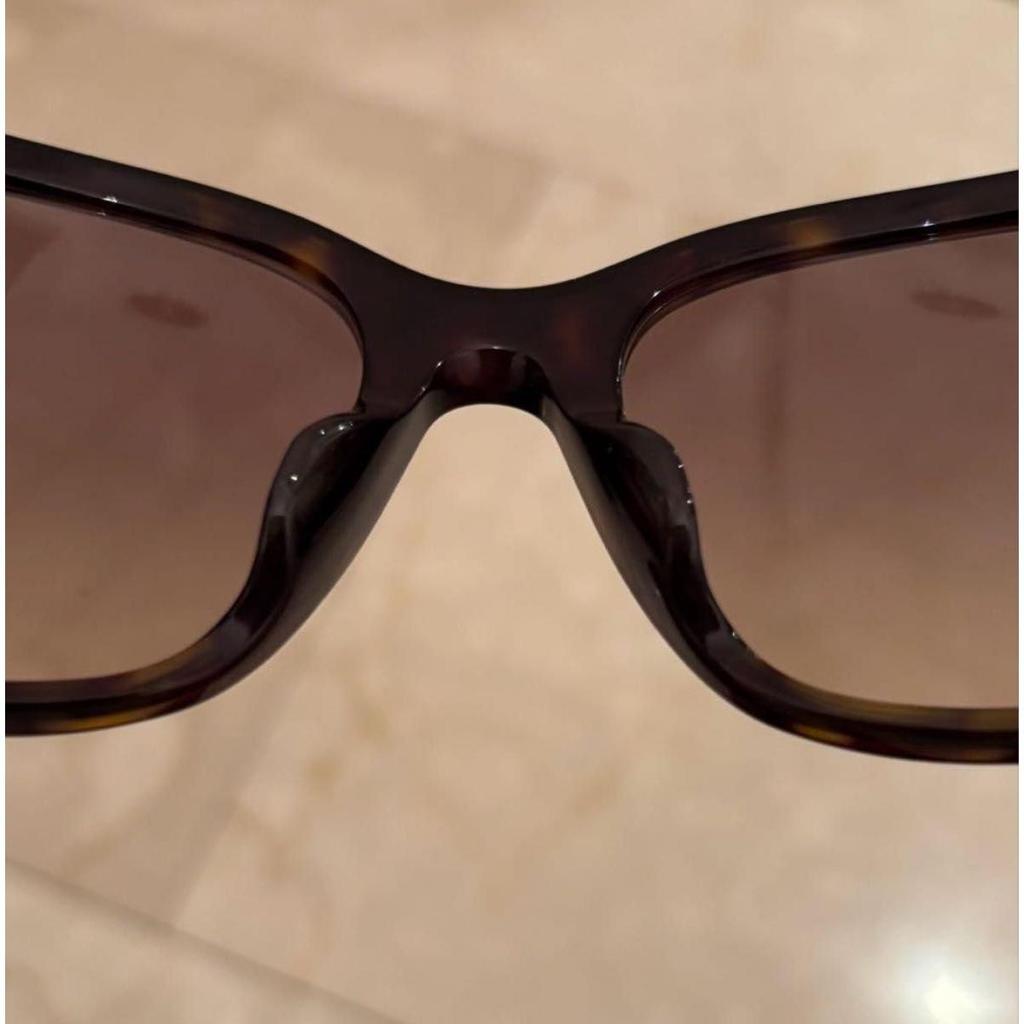 Used Good condition PRADA sunglasses brown tortoiseshell pattern