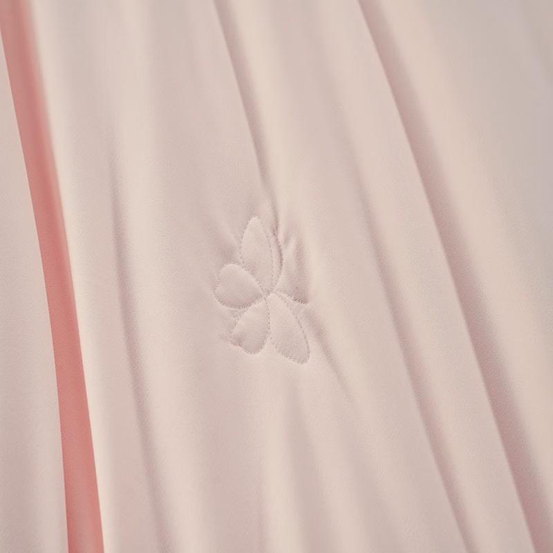 Mercer Home Butterfly Dance Washable Mulberry Silk All-Season Quilt