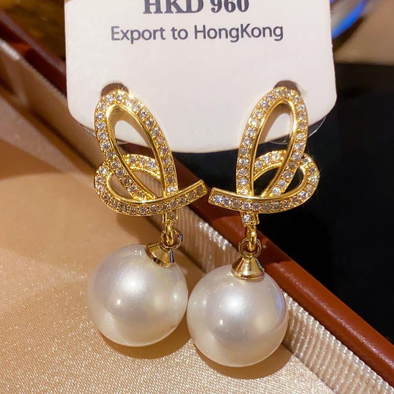 Gold-Plated Vintage Bow Pearl Earrings - Luxury Niche Design Stud Jewelry