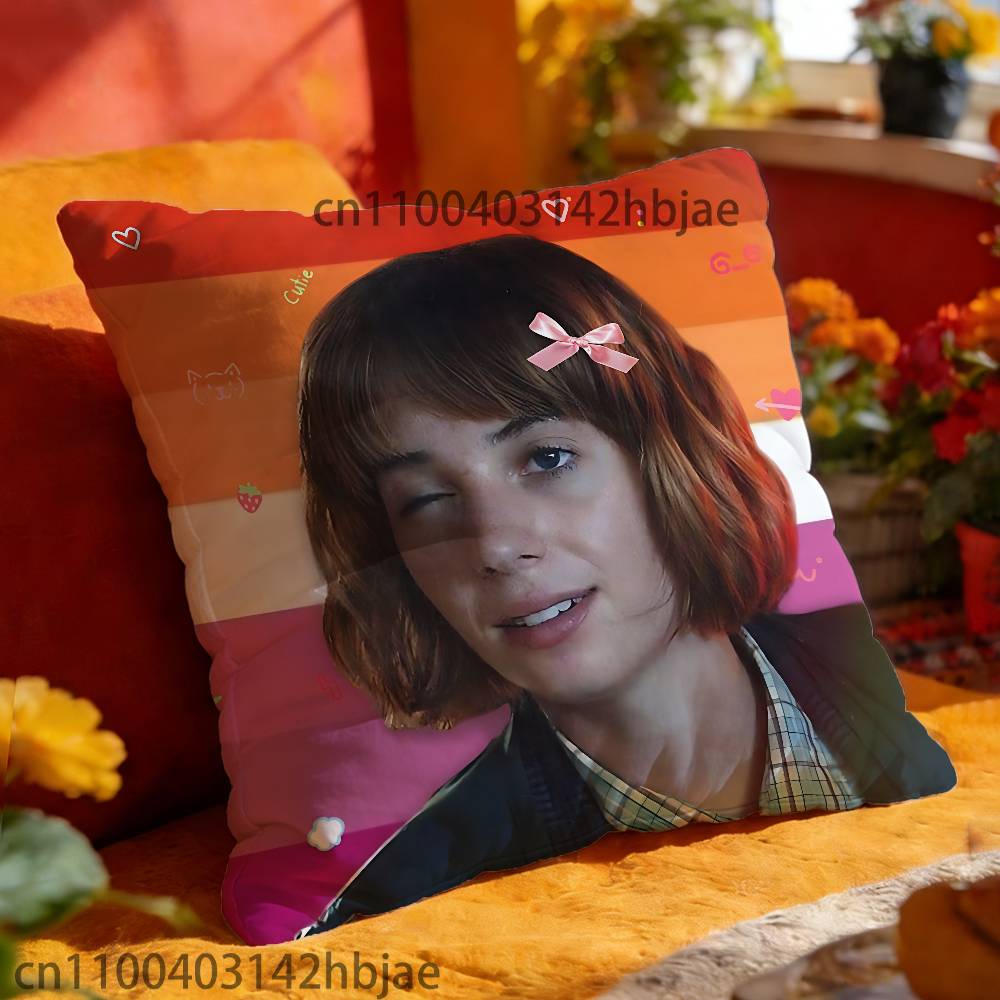 Robin M-Maya Hawke Throw Pillow Case For 45x45cm 55x55cm 30x30cm Square Car Pillowcase Home Bedchamber Decor Gift