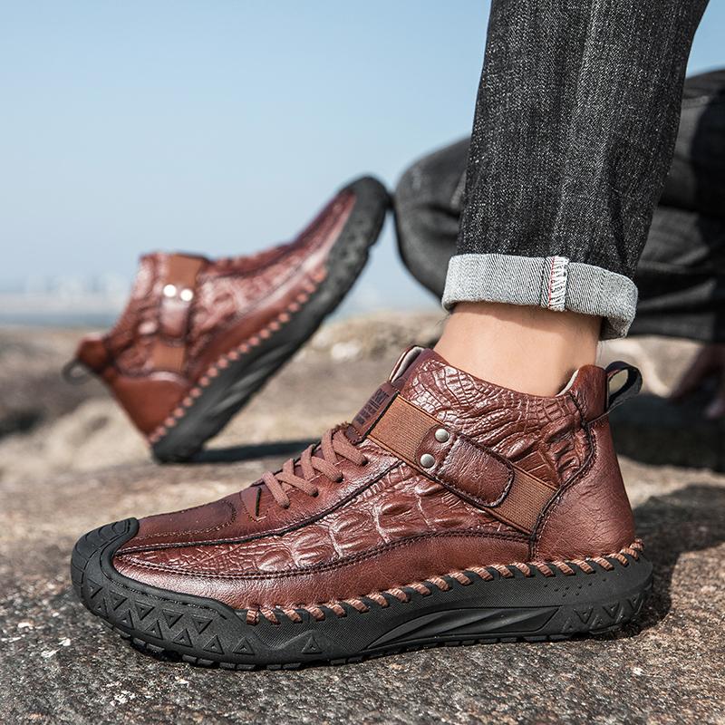 Autumn/Winter  Men's Casual Leather Shoes British-Style Driving Shoes Handmade High-Top Boots Moccasins Shoes