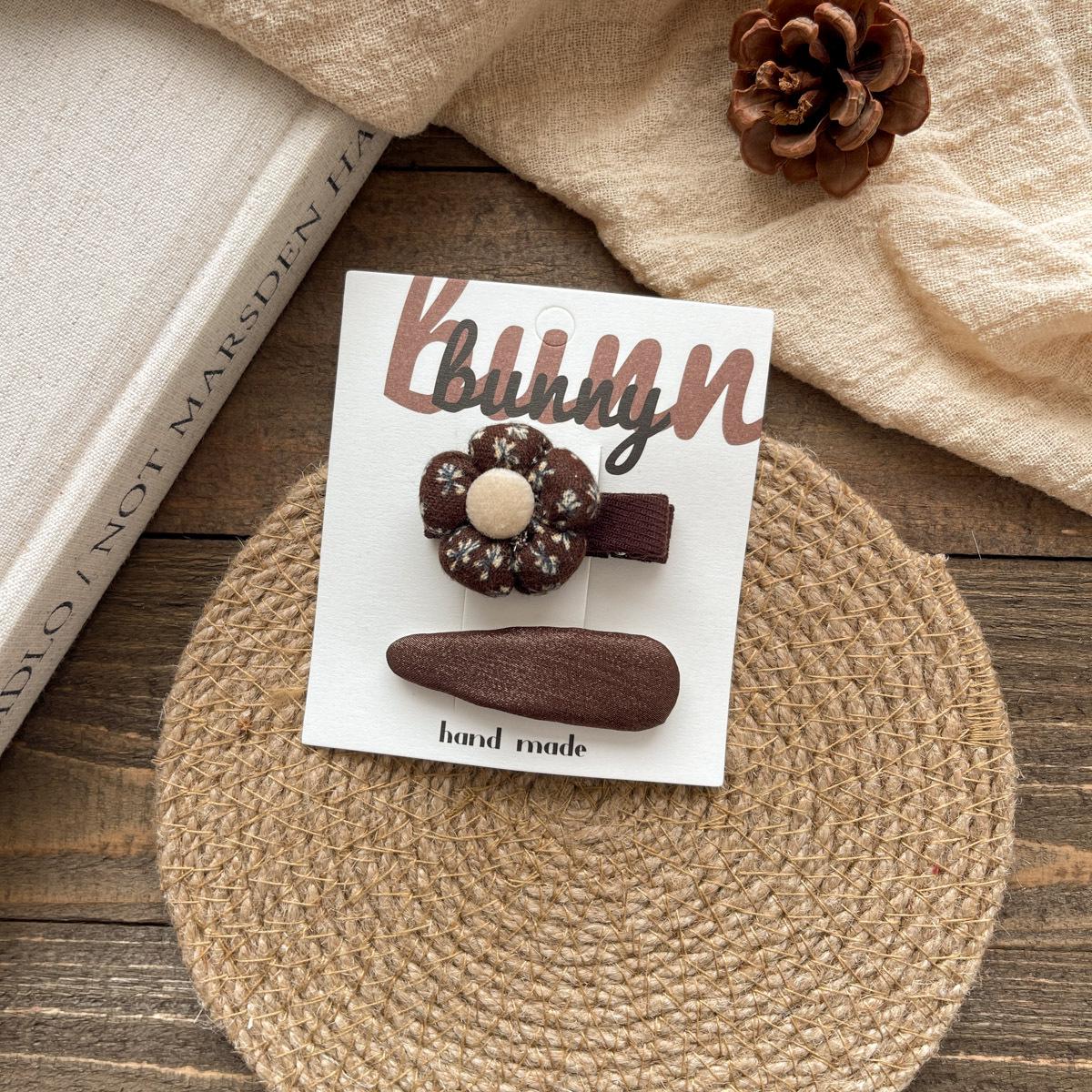 

Children s Khaki Bow Heart Hair Clip - Sweet Korean Style Fringe Accessory