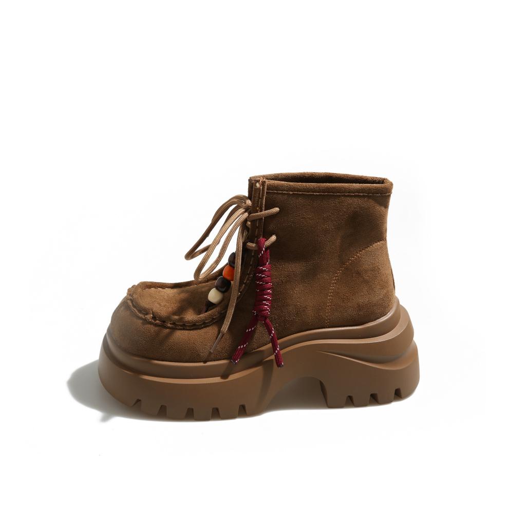 Yueyu retro small man heightened thick-soled Martin boots women's 2025 new summer skirt Maillard short boots