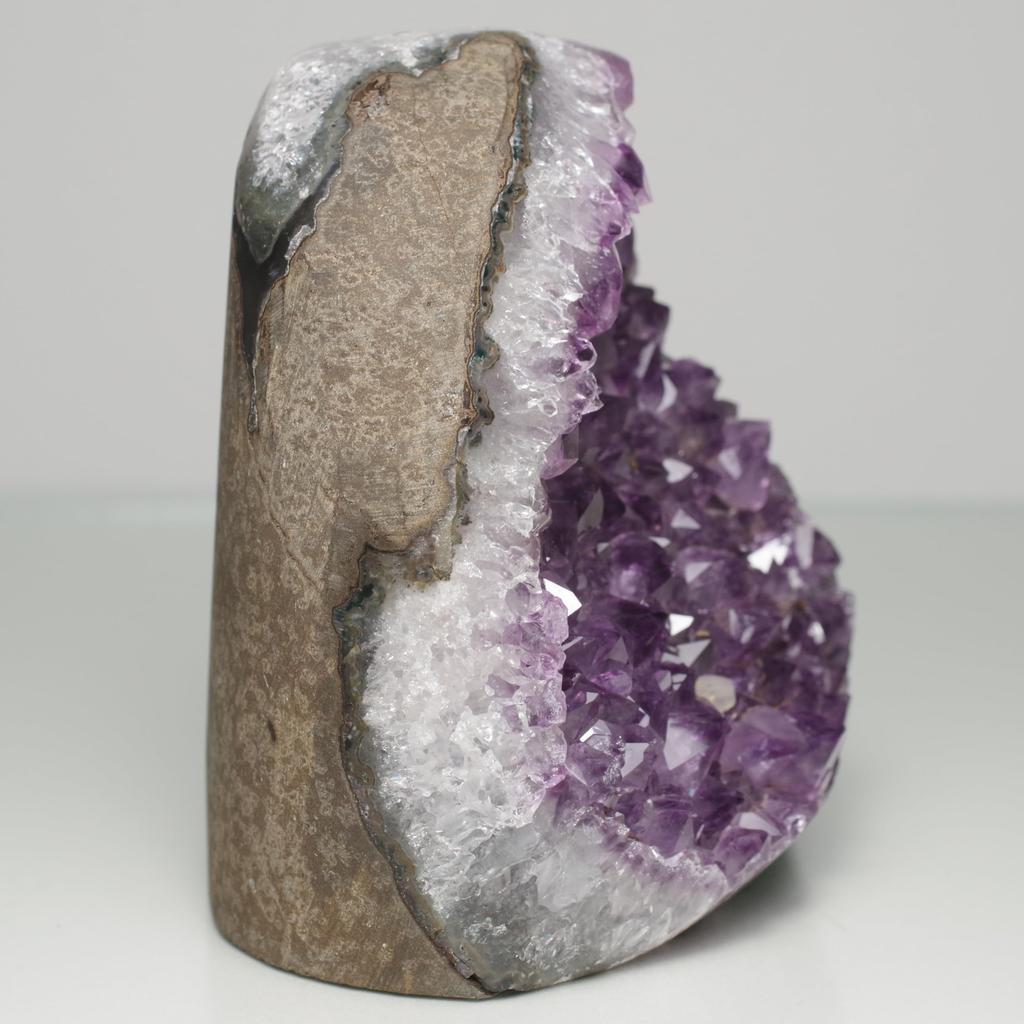 stone Natural Mineral Amethyst Cluster Uruguay Crystal of a [N2 Natural] (Amethyst Geode) - - (96 "One Kind" Approx. 526g, 86x80x62mm)