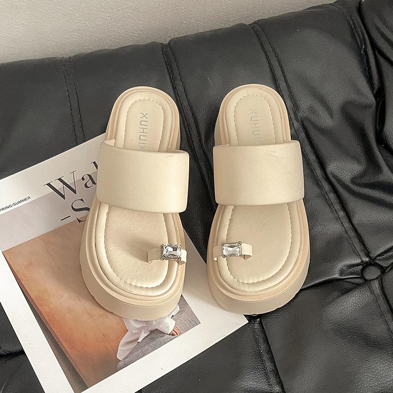 

Летняя обувь с носком, модные пляжные туфли-бублики для девочек 2025 года, новые тапочки на толстой подошве со стразами, фея, ветер, прохладно 40