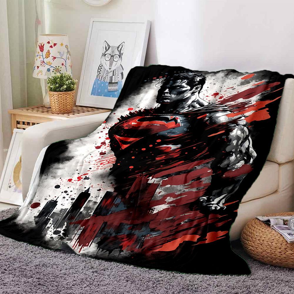 

1pc Superman Cityscape Flannel Blanket Soft Warm Throw for Home, Office, Travel, All-Season Cozy Bedding Gift L1428 80cmx120cm(31inx47in)