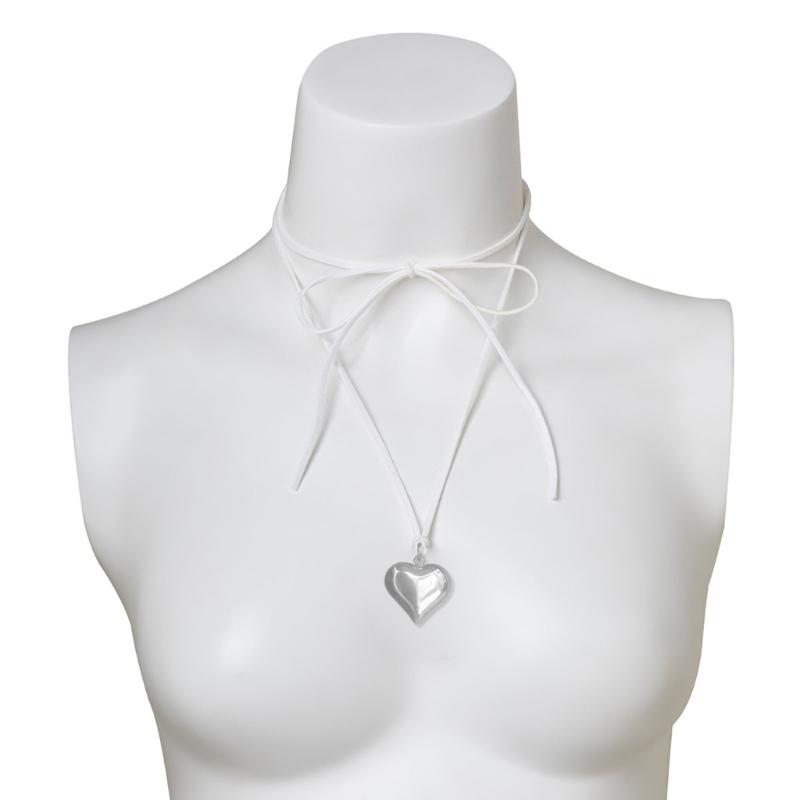 Heart Pendant Necklaces Small Heart Choker Pendant Necklaces Alloy Material Love Pendant Choker for Women Jewelry Gift