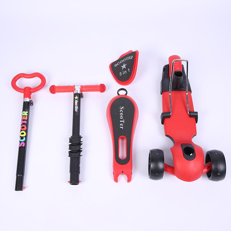 

Детский самокат может толкаться и сидеть три в одном многофункциональном