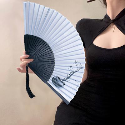 Skládací ventilátor Lehký přenosný ruční ventilátor Jemné zpracování Bambusový ventilátor se střapcem pro každodenní použití