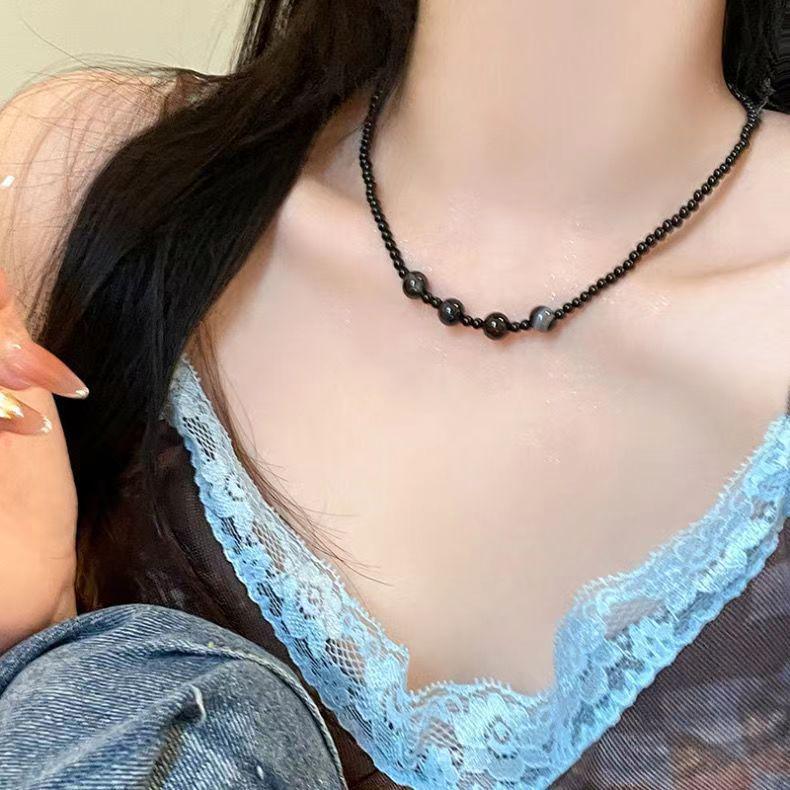 2024 Vintage Double-Layer Pearl Necklace with Heart Pendant