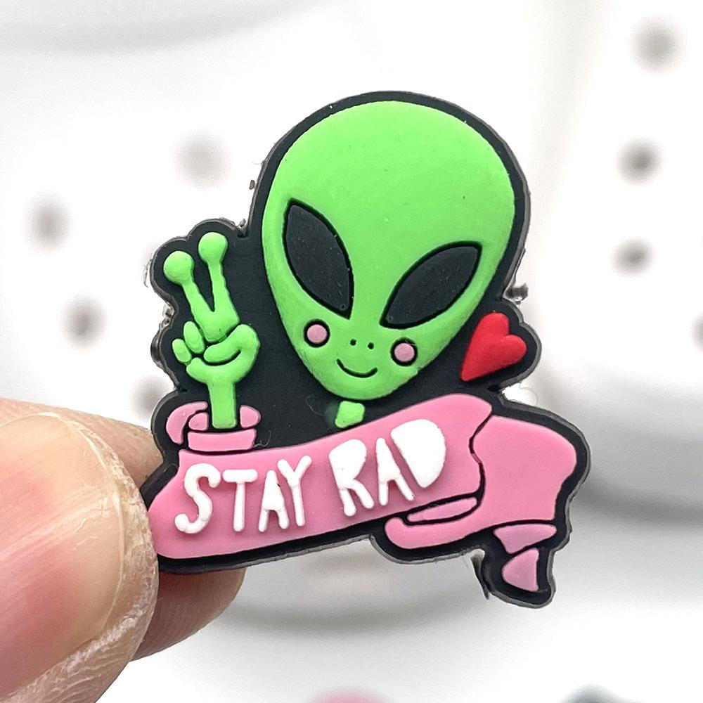 Shoe Charms Accessories Decoration Cute Pink Hole Shoes Flower Shoe Buckle PVC Soft Plastic Cartoon Detachable Match 1pcs