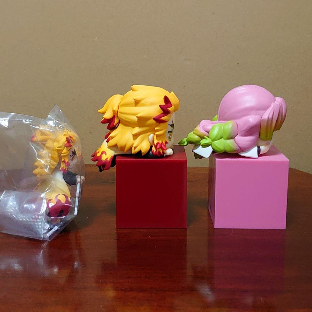 [USED] Demon Slayer: Kimetsu no Yaiba Figure Hook Figure Merchandise Kyojuro Rengoku