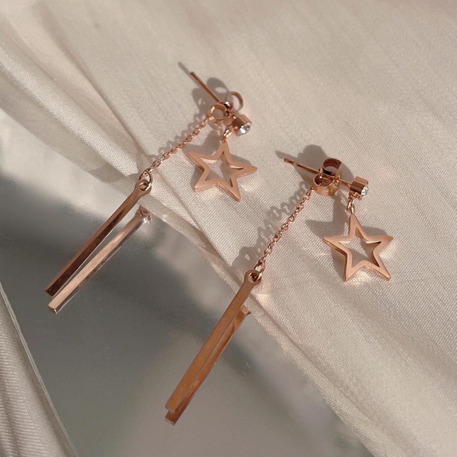 Cercei Stea Nișă Europeni și Americani - Cadou de Slăbire pentru Femei, Bijuterii Simple de Crăciun din Oțel Titan.