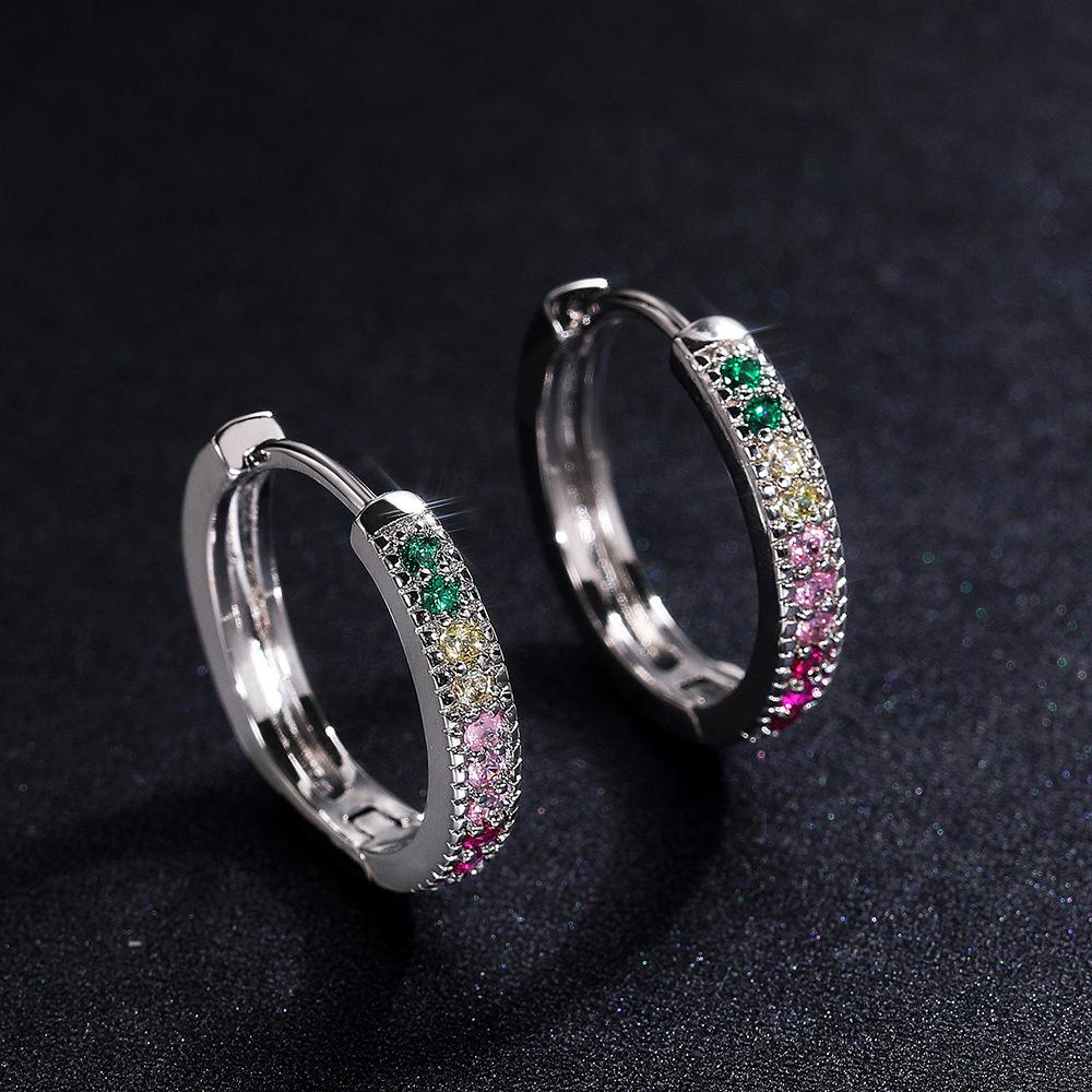 Colorful Synthetic Zircon Circular Earrings, Minimalist Design, Suitable for Exquisite Jewelry In Daily and Leisure Occasions