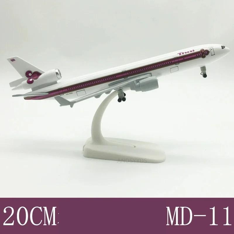1/400 Scale Thai Airways MD-11 Aircraft 20cm MD11 Metal Alloy Diecast Plane Model Display Collection Aviation Airplanes Decor