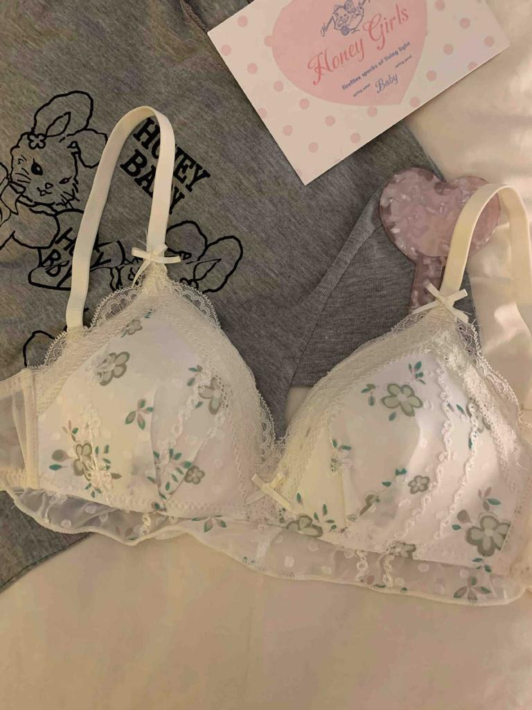 Pastoral Songdo, French thin underwear women's small breasts gather and show breasts, small floral anti-sagging bra without steel ring