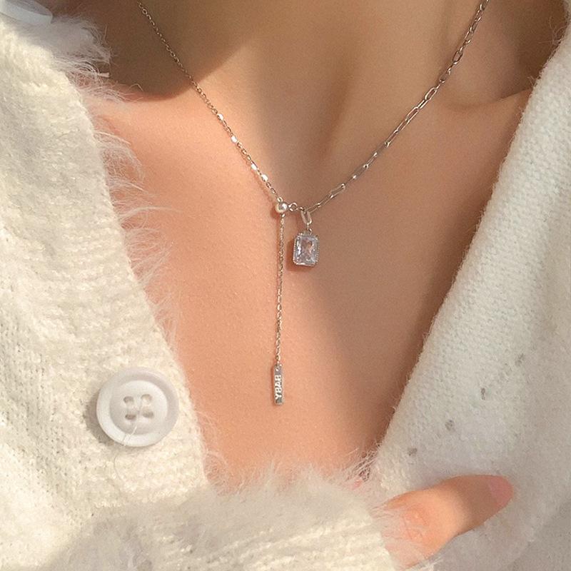 Pearl Butterfly Necklace Female Design Sense High Sense Does Not Fade Accessories Collarbone Chain Tide
