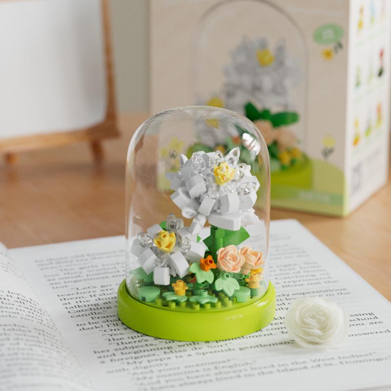 Secret Garden Flower Building Blocks: Rose & Carnation Potted Plant Toy - Perfect for Children's Play and Teacher's Day Gifts