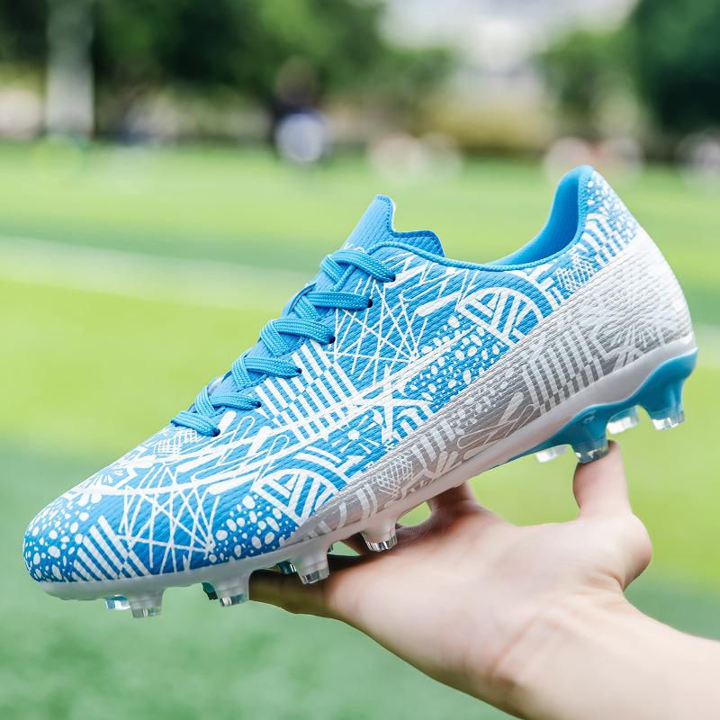 New football shoes men's low-top long nails broken nails youth students professional training football shoes foreign trade