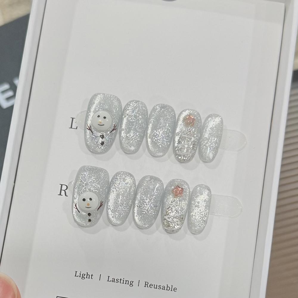 10Pcs Cute Cat Eye Short Press On Nails Christmas Snowman Bow Snowflake Cherry Apple Full Cover Fake Nails Gift