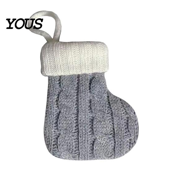 Winter Seasonal Home Decor Mini Knitted Christmas Stocking Ornaments, Knit Xmas Tree Hanging Decor, Small Indoor Holiday Party Supplies Pendants