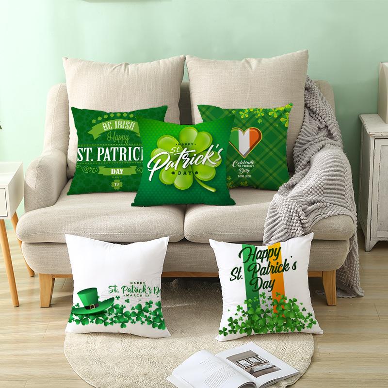Home St. Patrick's Day Green Peach Velvet Cushion Cover National Day Four-Leaf Clover Cushion Cover