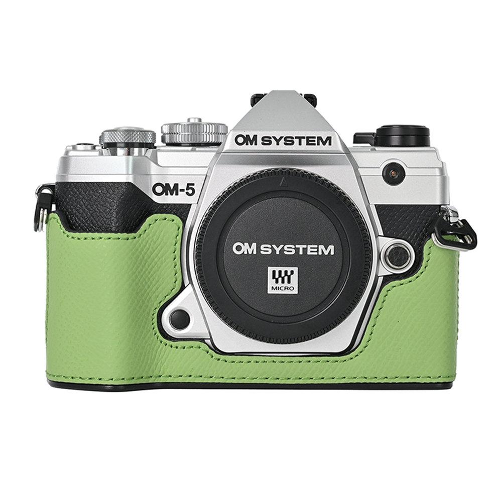 Hliníkový kovový pouzdro na polovinu těla fotoaparátu z pravé kůže pro Olympus OM-5 OM5 s otvorem pro baterii a spodním krytem