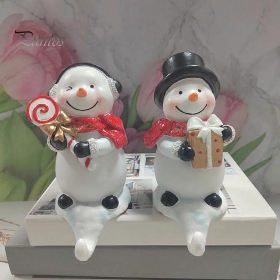 Cute Decorative Hangers Christmas Snowman Resin Hook Decor, Figurine Hanging for Xmas Desktop Figurines Stocking Key Holder, Ornament Fireplace